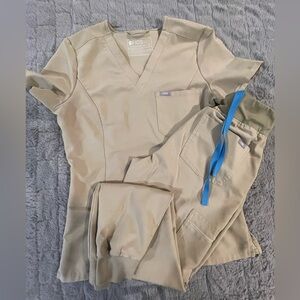 Figs Jogger TWO PIECE Set - Size [XS] - $70 (Original Price $86)